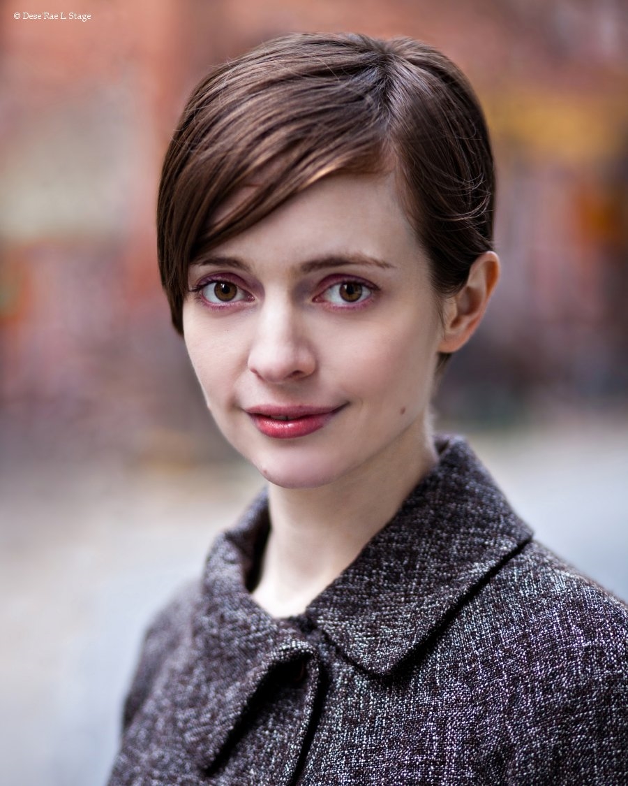Emily-St.-John-Mandel-photo.jpeg