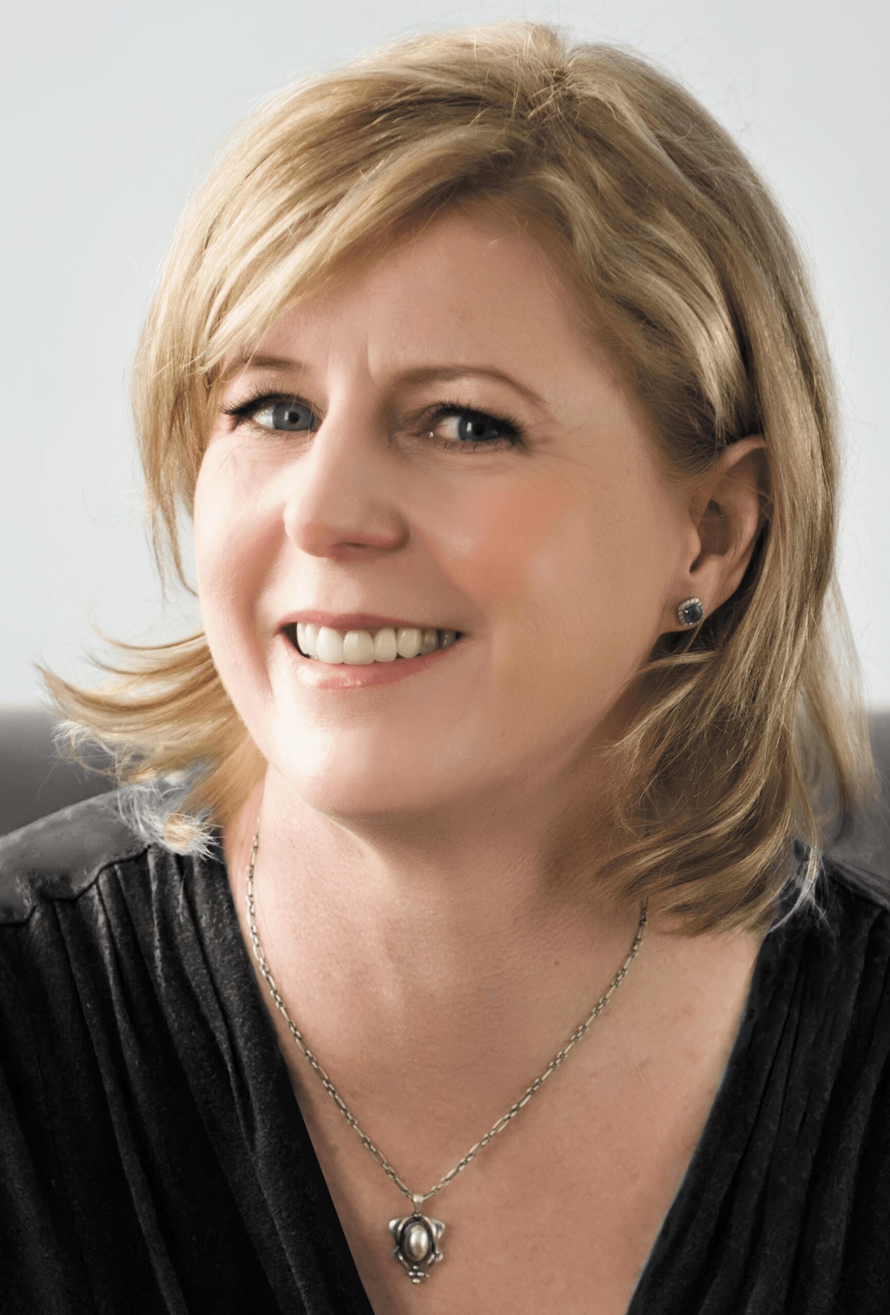 Liane-Moriaty-photo-scaled.jpeg