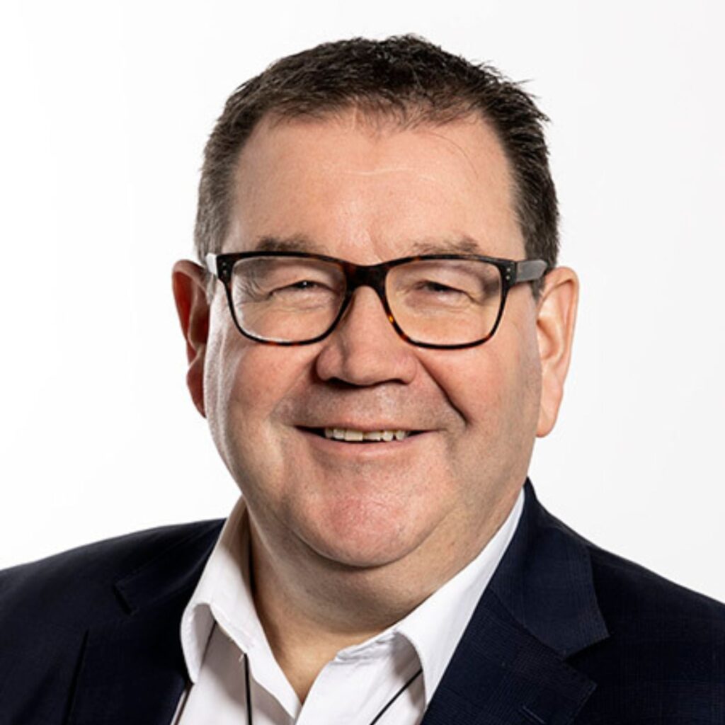 grant-robertson.jpg